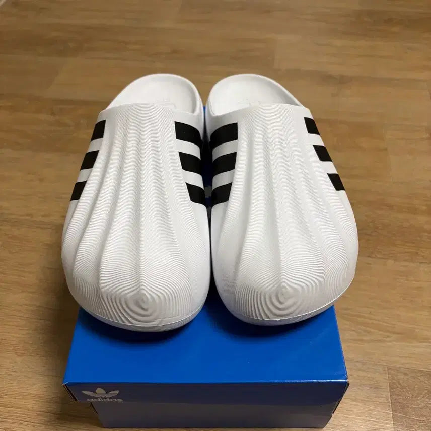 [BUNJANG] Adidas Adifom Superstar Mule Cloud White 275 / 아디다스 아디폼 슈퍼스타 뮬 클라우드 슬리퍼 화이트 275
