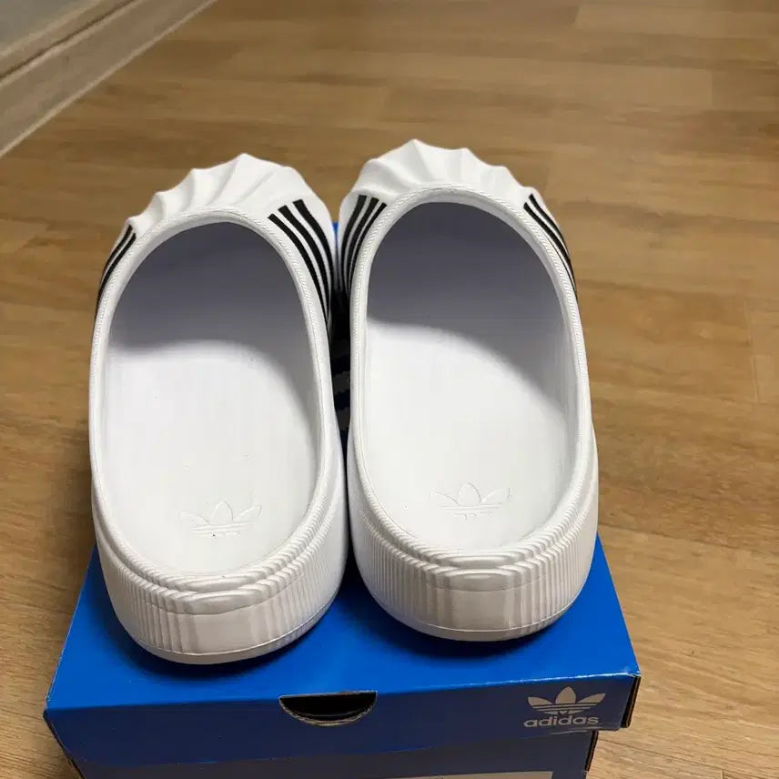 [BUNJANG] Adidas Adifom Superstar Mule Cloud White 275 / 아디다스 아디폼 슈퍼스타 뮬 클라우드 슬리퍼 화이트 275