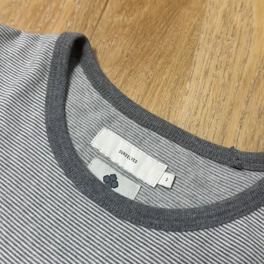 [BUNJANG] Espie x Ourselfs Multi Stripe T-Shirt [L] / 에스파이 x 아워셀브스 멀티 스트라이프 티 [L]