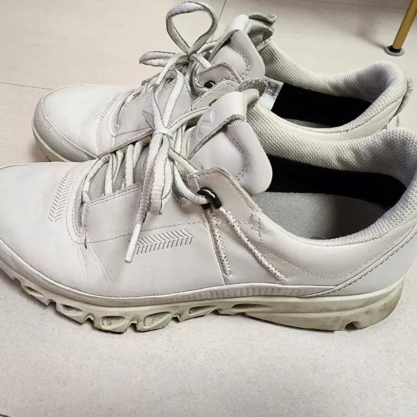 [BUNJANG] ECCO White Sneakers EU 44 / 에코 (ECCO) 흰색 운동화 44