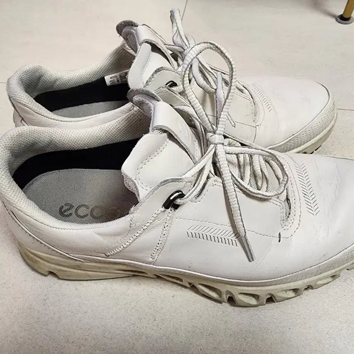[BUNJANG] ECCO White Sneakers EU 44 / 에코 (ECCO) 흰색 운동화 44