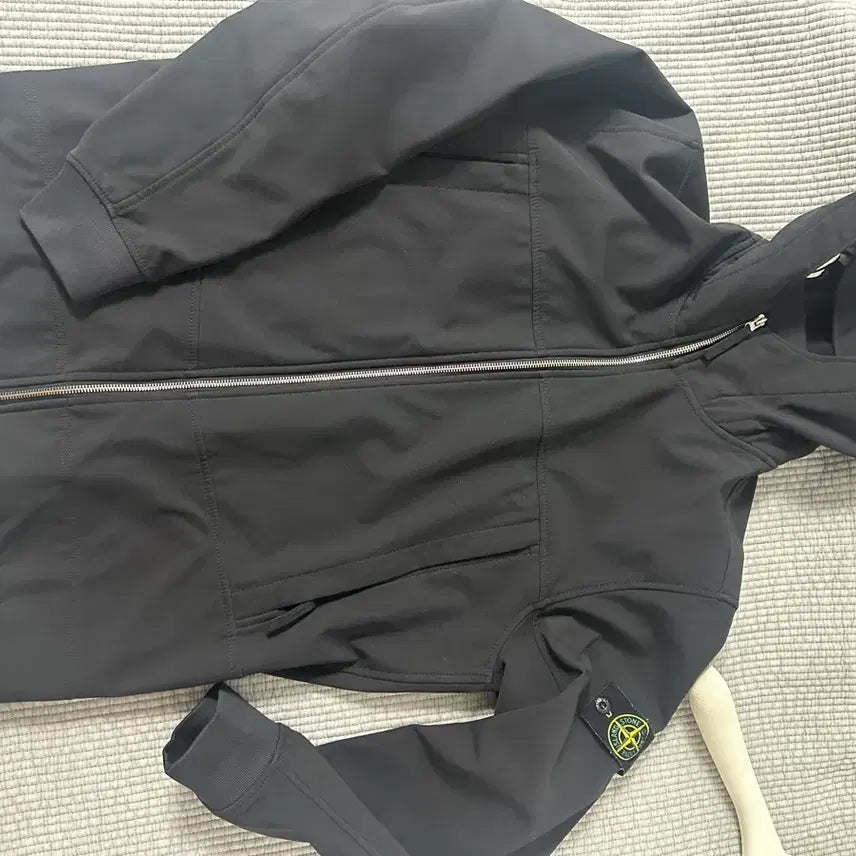 [BUNJANG] Stone Island Softshell Jacket / [XL] 스톤아일랜드 소프트쉘 자켓