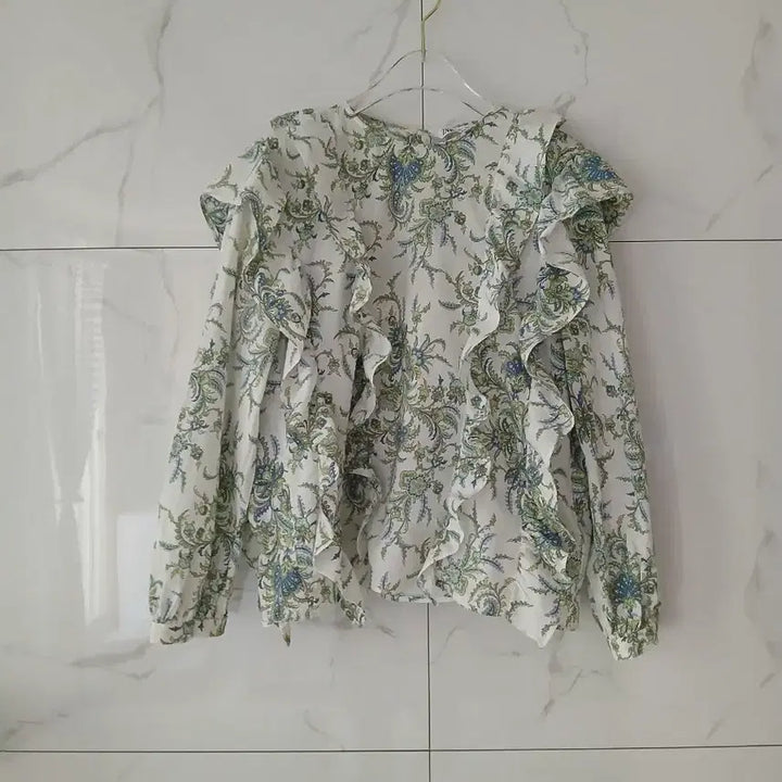 [BUNJANG] ZARA Paisley Frill Blouse / 자라 페이즐리 프릴 블라우스