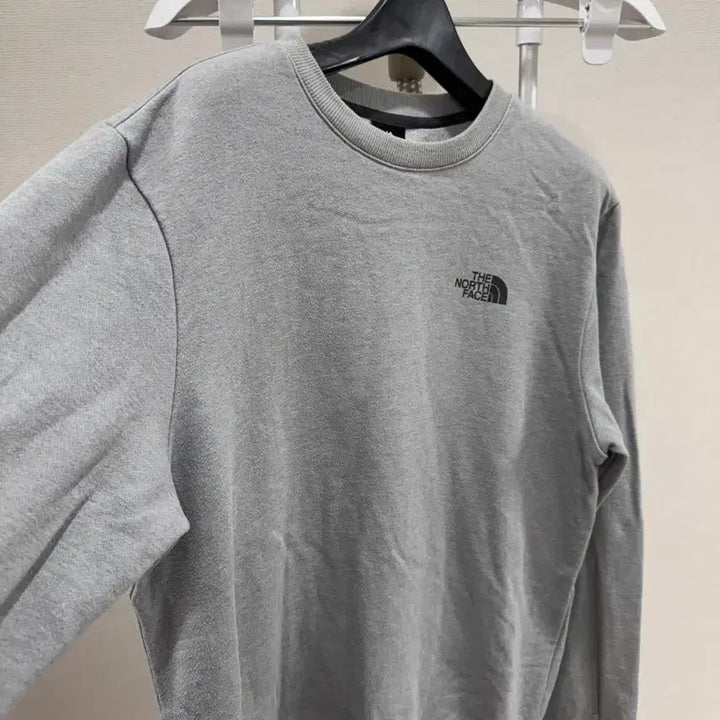 [BUNJANG] The North Face Sweatshirt - Medium / 노스페이스 맨투맨 M사이즈
