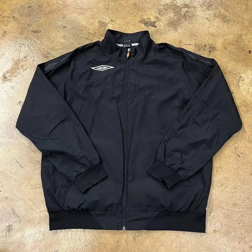 [BUNJANG] Umbro Black Windbreaker Jacket XL / [정품/XL] 엄브로 블랙 바람막이 자켓