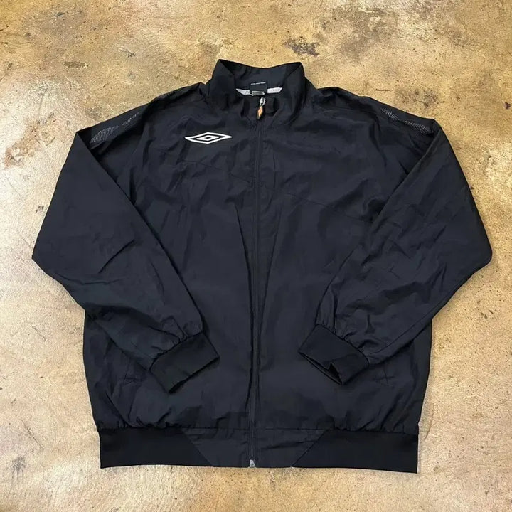 [BUNJANG] Umbro Black Windbreaker Jacket XL / [정품/XL] 엄브로 블랙 바람막이 자켓