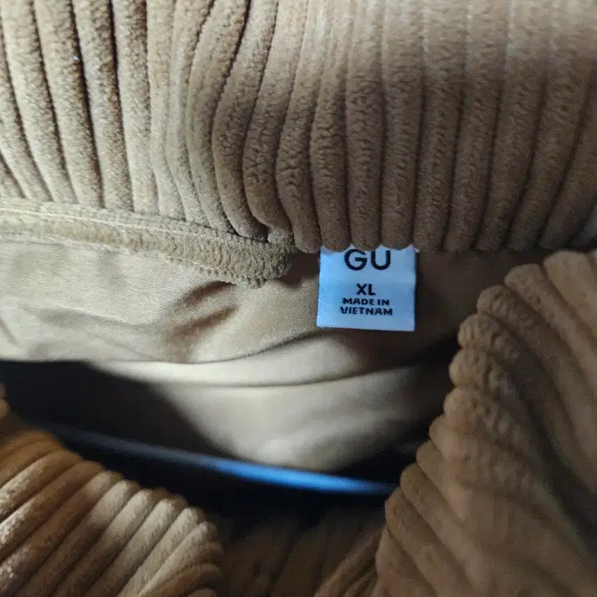 [BUNJANG] GU Corduroy Padded Jacket XL / (XL)GU 코듀로이 패딩