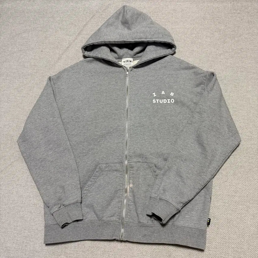 [BUNJANG] IAB Studio Logo Hoodie Zip-up Grey / 아이앱 스튜디오 로고 후드집업