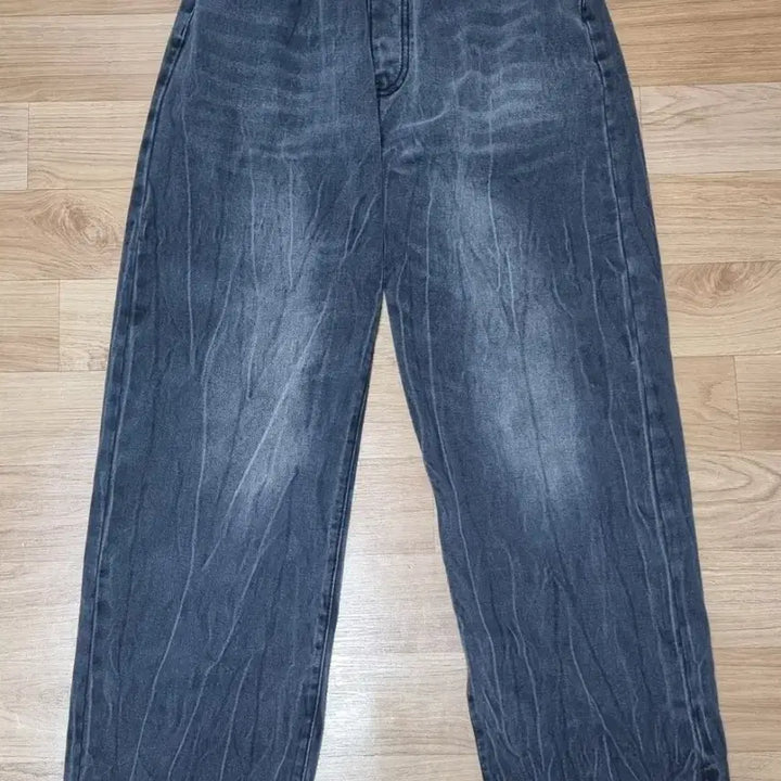 [BUNJANG] Trillion Crack Washed Wide Denim Pants / 트릴리온 크랙 워싱 와이드 데님 팬츠