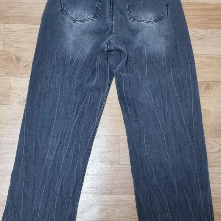 [BUNJANG] Trillion Crack Washed Wide Denim Pants / 트릴리온 크랙 워싱 와이드 데님 팬츠