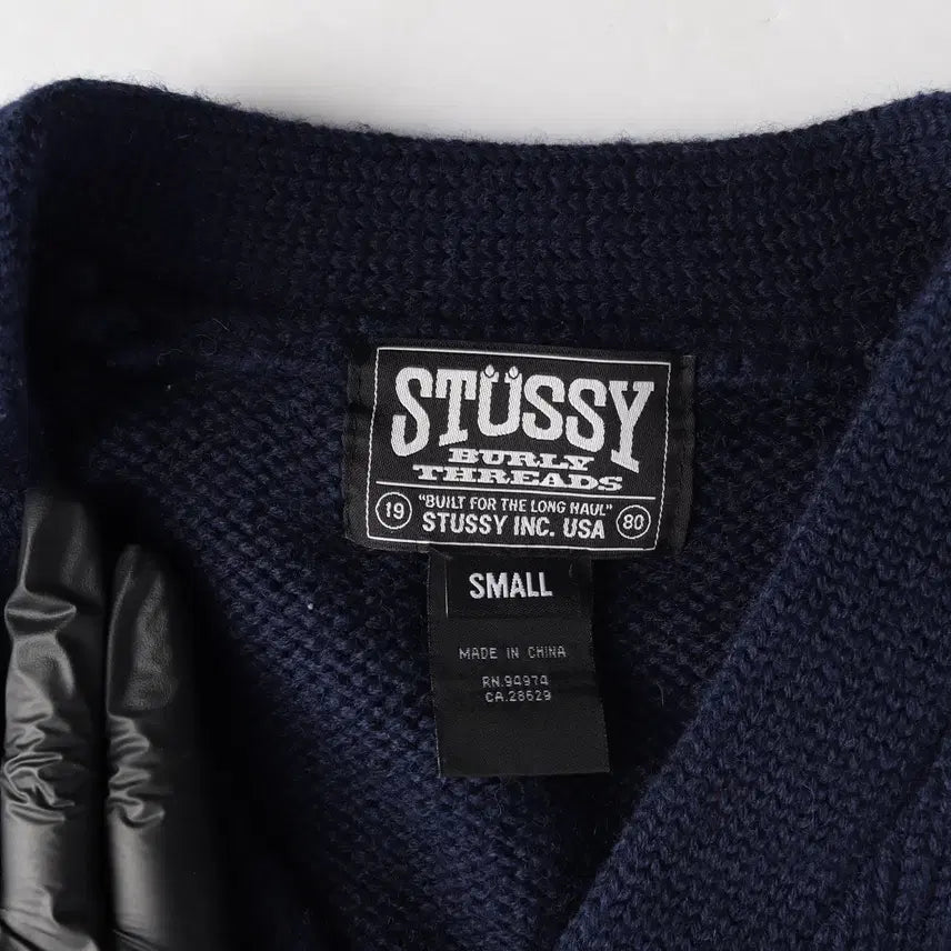 [BUNJANG] Stussy V-Neck Button Knit Cardigan Navy / 스투시 브이넥 버튼 니트 가디건 네이비