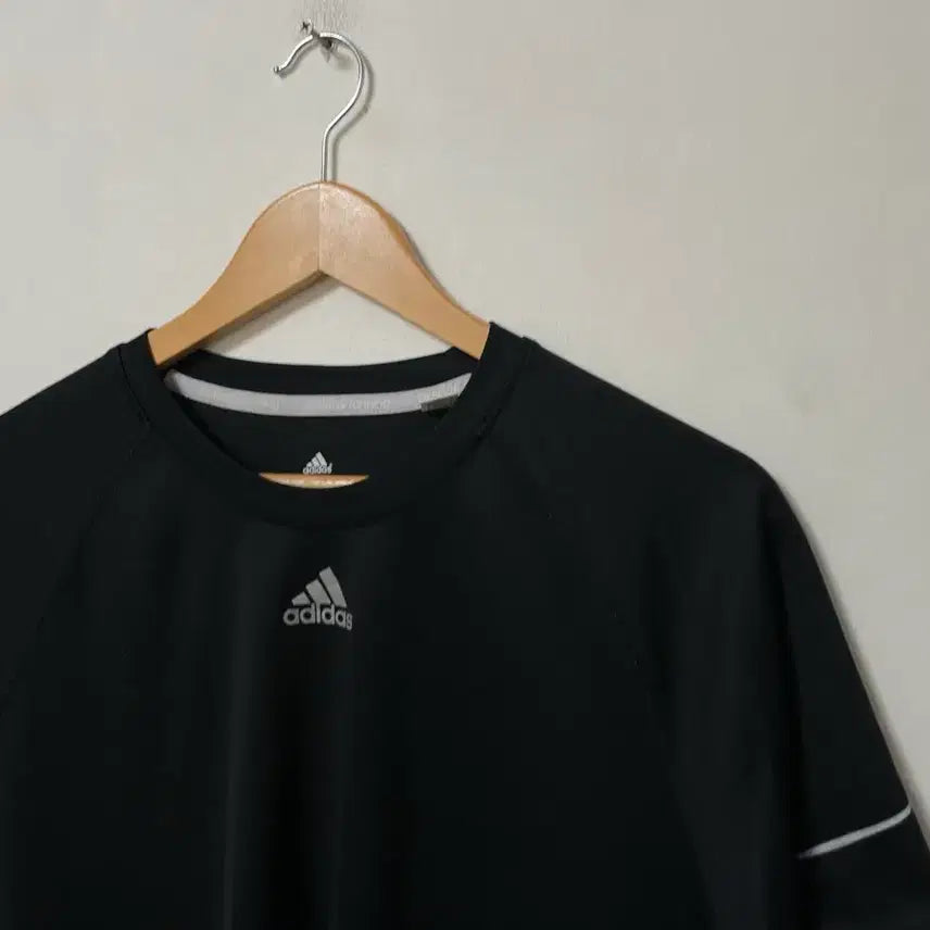 [BUNJANG] Adidas Functional Spandex Short-Sleeve T-Shirt (Authentic) / 100-105 아디다스 기능성 스판 반팔티 정품