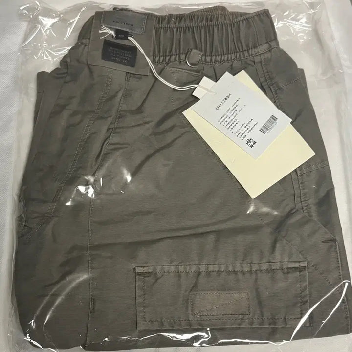 [BUNJANG] Politeru Front Cargo 1/2 Pants Grey Beige / (2) 폴리테루 프론트카고 1/2 그레이 베이지