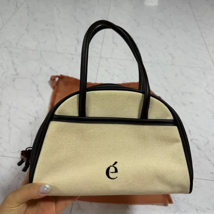 [BUNJANG] Archive Appk Bowling Bag Ivory / 아카이브앱크 볼링백 아이보리