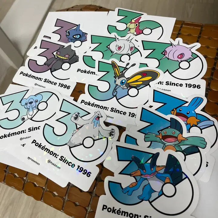 [BUNJANG] Pokemon 30th Anniversary Logo Sticker Set / 포켓몬 30주년기념 로고스티커 개무소 물짱이 어둠대신 코고미