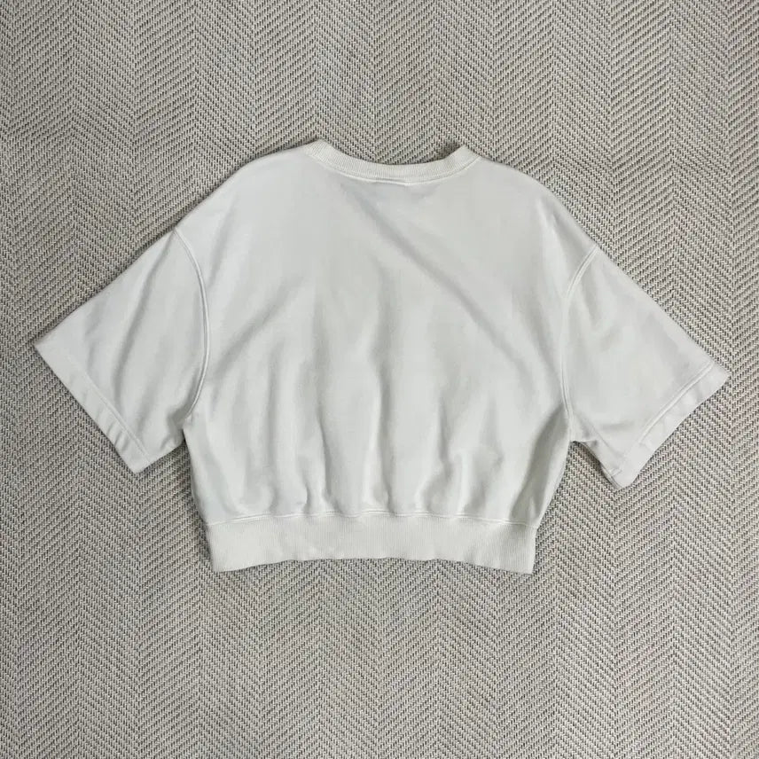 [BUNJANG] Nike White Pocket Cropped T-shirt / 나이키 화이트 포켓 반팔 크롭맨투맨