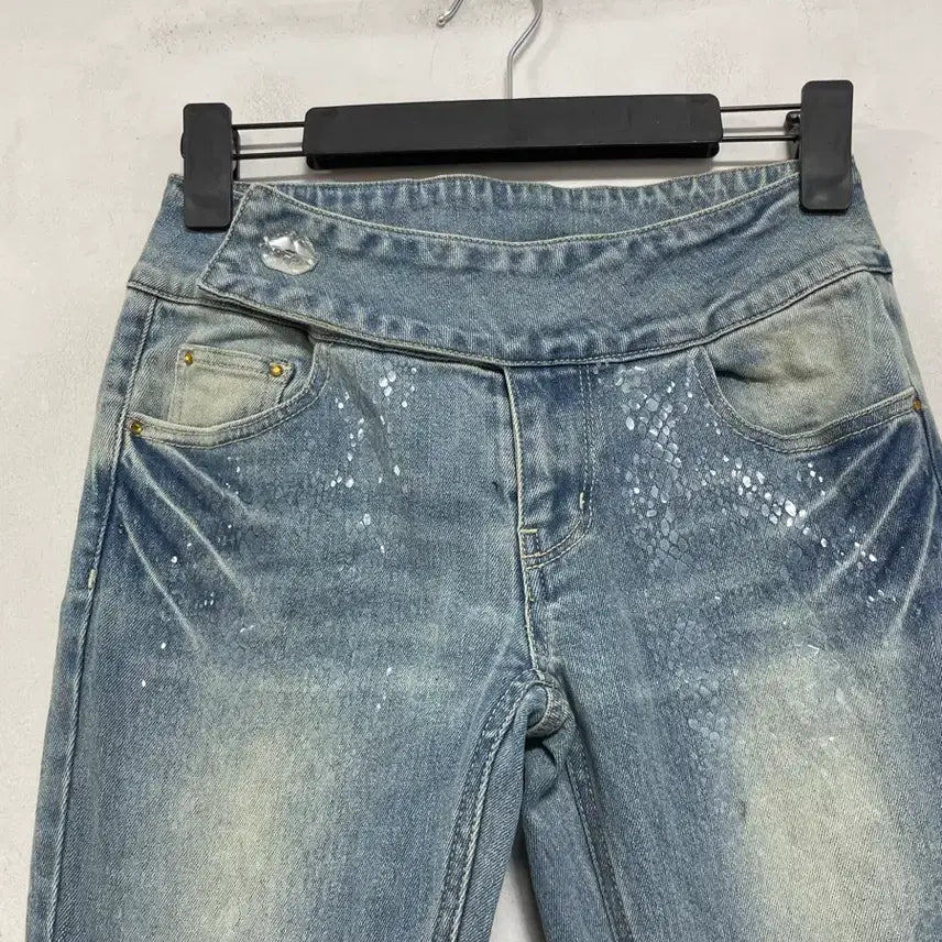 [BUNJANG] N6300 Glitter Pattern Color Blocked Bootcut Jeans / 특가새)N6300 반짝이?무늬 배색 청바지.부츠컷.데님