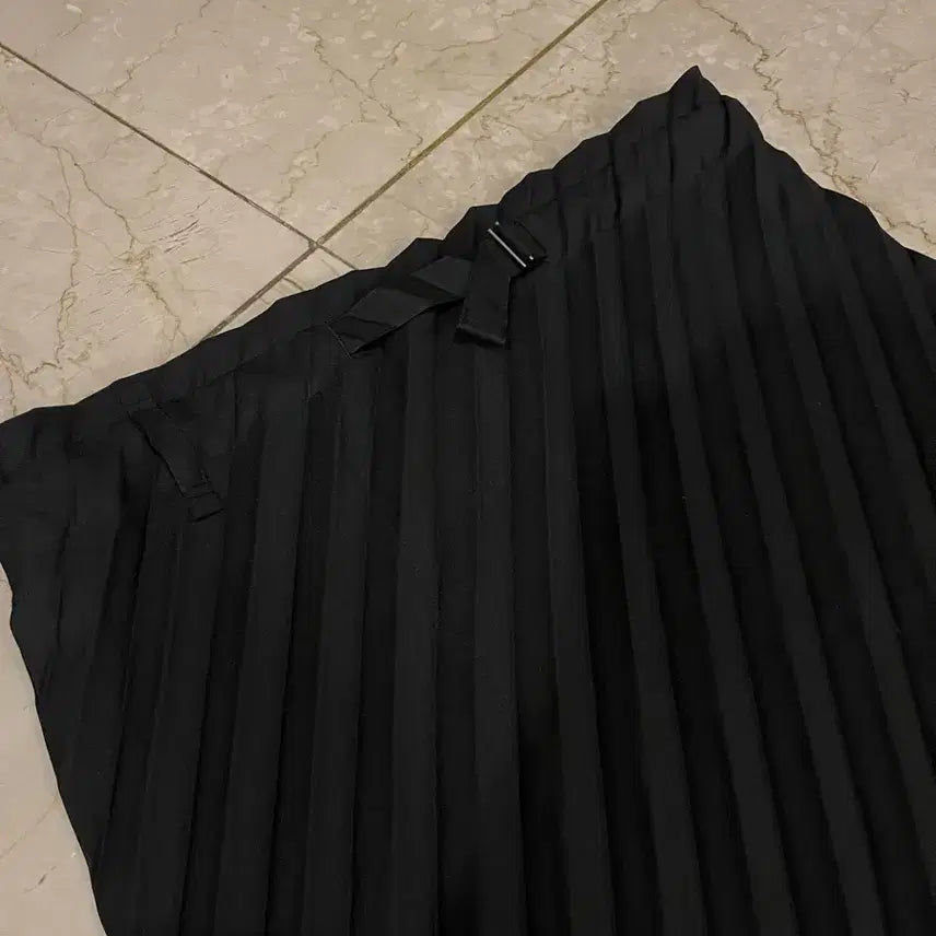 [BUNJANG] Issey Miyake Black Pleats Skirt / 이세이미야케 블랙 플리츠 스커트 프리사이즈 ISSEY MIYAKE me