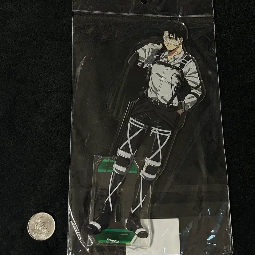 [BUNJANG] Levi Ackerman Mega Acrylic Stand Attack on Titan Survey Corps / 리바이 아커만 메가 아크릴 스탠드 진격의 거인 진격거 조사병단
