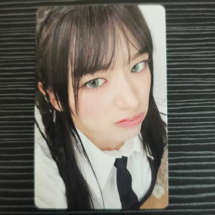 [BUNJANG] IVE Yujin Bang Bang Black Hole Revive Photocard / 아이브 뱅뱅 블랙홀 리바이브 안유진 공방포카