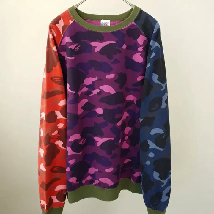 [BUNJANG] BAPE Multi Camo Sweatshirt / 베이프 맨투맨