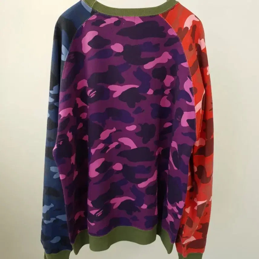 [BUNJANG] BAPE Multi Camo Sweatshirt / 베이프 맨투맨