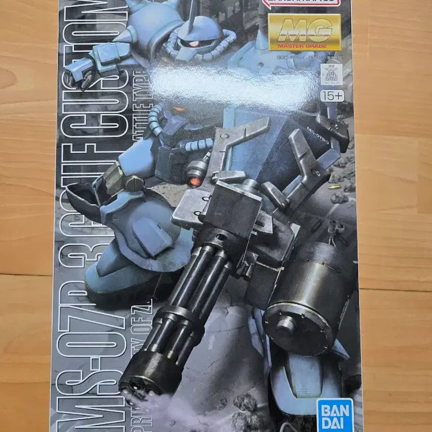 [SOLD OUT] (택포)반다이 MG 구프 커스텀
