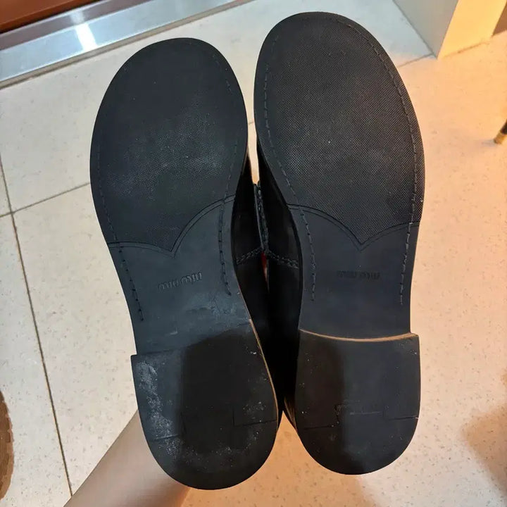 [BUNJANG] Miu Miu Penny Loafers / 미우미우 페니로퍼