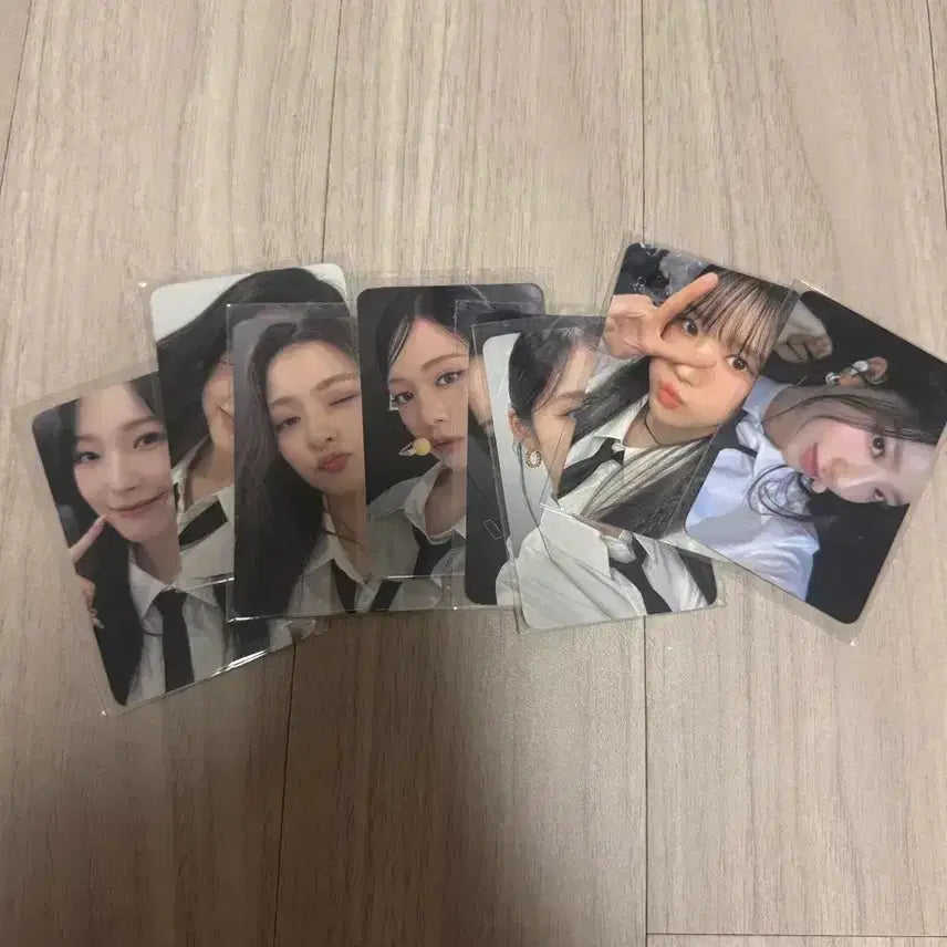 [BUNJANG] fromis_9 Mina Lucky Draw Photocard Bundle Set / 프로미스나인 미나우 포카 일괄
