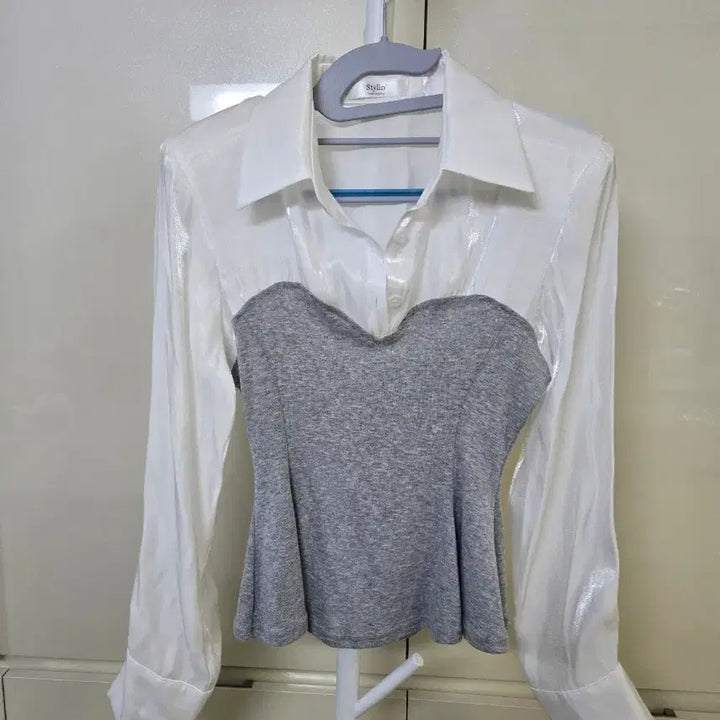 [BUNJANG] Stylin Colorblock Blouse / Stylin 스타일린 배색 블라우스