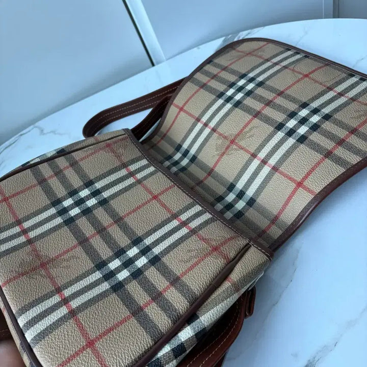 [BUNJANG] Burberry Nova Check Vintage Saddle Bag / 버버리 노바체크 빈티지 새들백