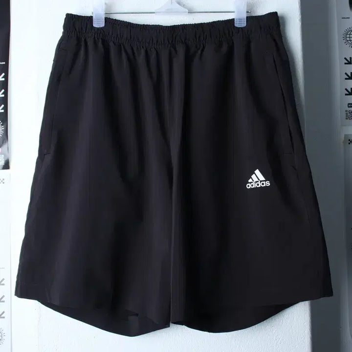 [BUNJANG] Adidas Functional Shorts Pants Black / (L-XL) 아디다스 반바지 팬츠 기능성 블랙 폴리-2632