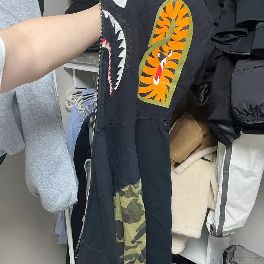[BUNJANG] BAPE Shark Hoodie / 베이프 샤크 후드집업 급처 사은품증정