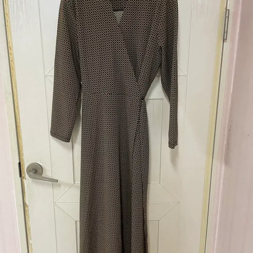 [BUNJANG] Lip Balm Plus One Piece Dress / 립밤플러스 원피스(7788)