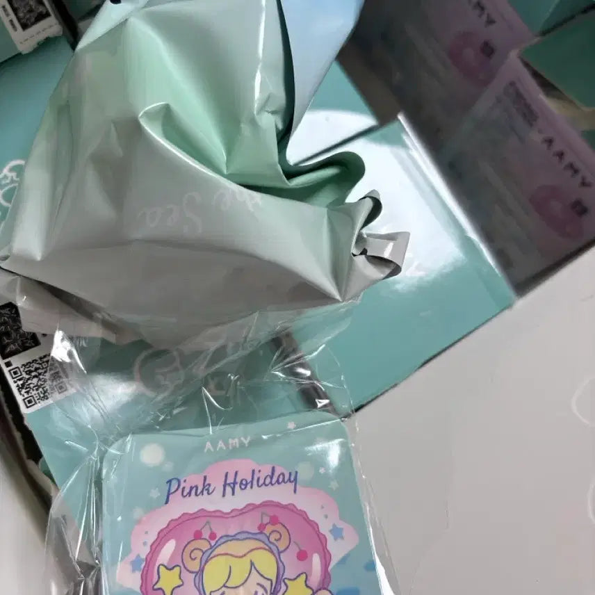 [BUNJANG] AAMY Figure Pink Holiday (Sealed) / 미개봉 AAMY 피규어 핑크홀리데이
