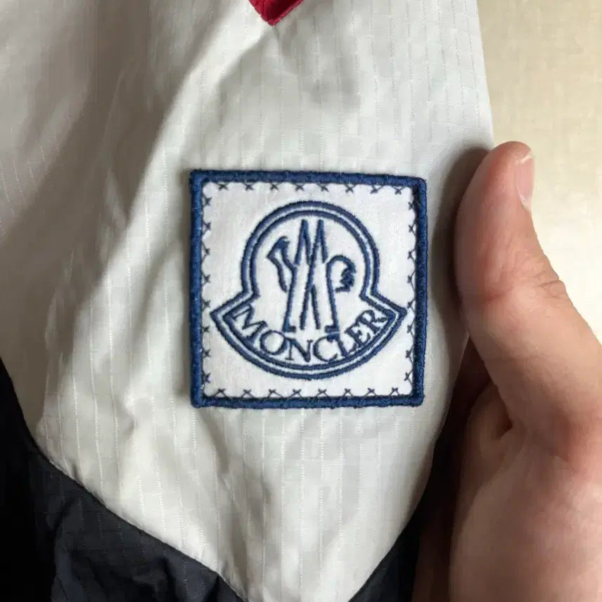 [BUNJANG] Moncler Gamme Bleu Windbreaker Size 2 / 몽클레어 감마블루 바람막이 [2사이즈]