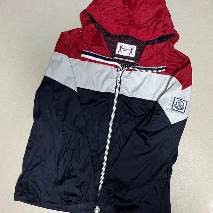 [BUNJANG] Moncler Gamma Bleu Windbreaker / [2사이즈] 몽클레어 감마블루 바람막이
