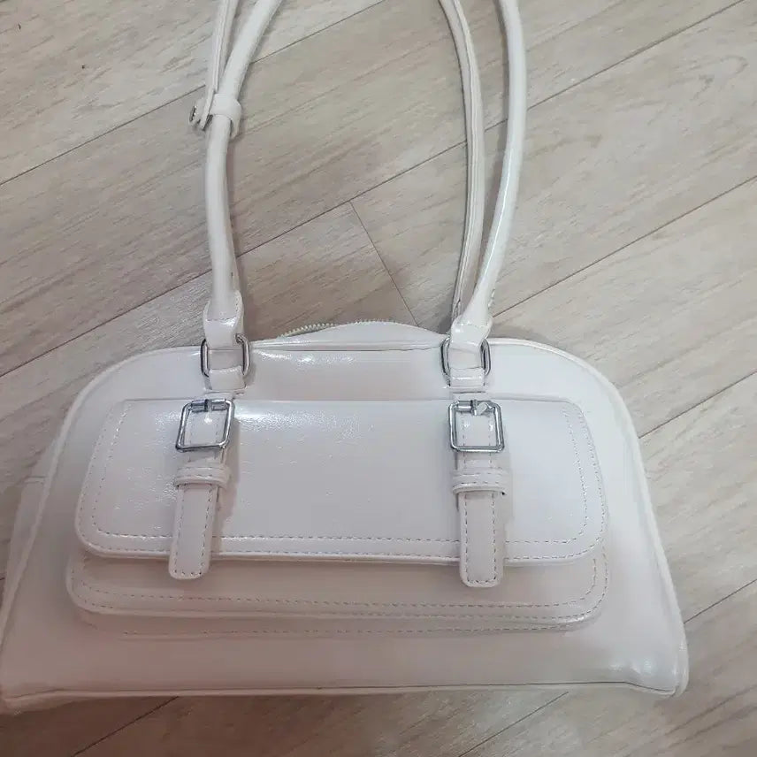 [BUNJANG] Y2K Ivory Shoulder Bag / y2k 아이보리 숄더백 가방