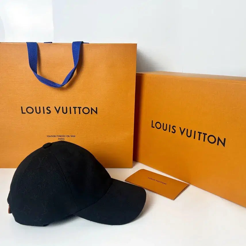 [BUNJANG] Louis Vuitton Black Monogram Baseball Cap Full Set / 루이비통 블랙 볼캡 + 쇼핑백 풀박스정품