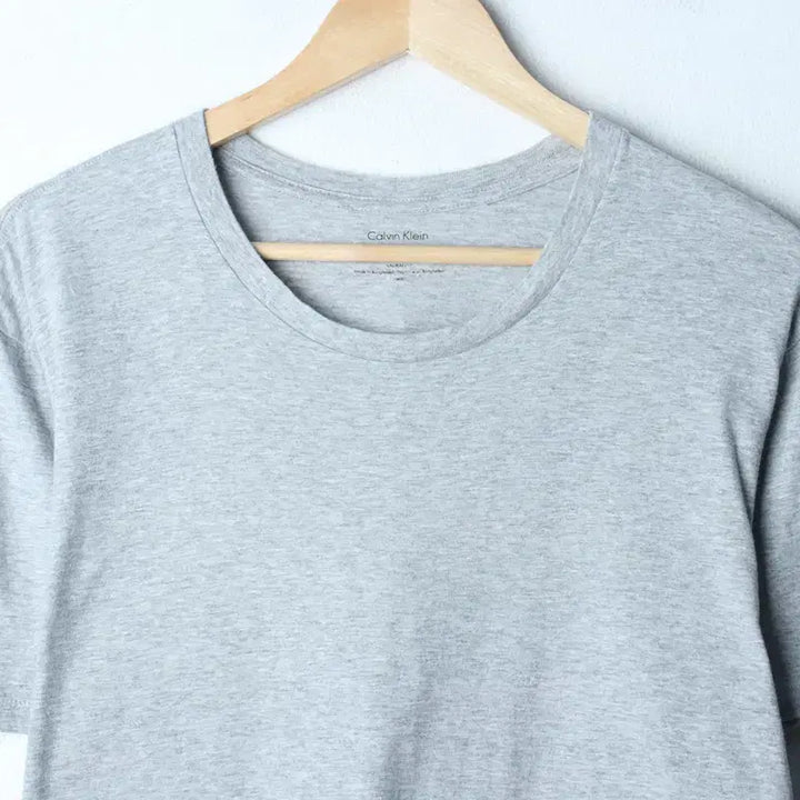 [BUNJANG] Calvin Klein T-Shirt Grey Basic Plain (L-XL) / (L-XL) 캘빈클라인 반팔 티셔츠 그레이 무지 기본-7586