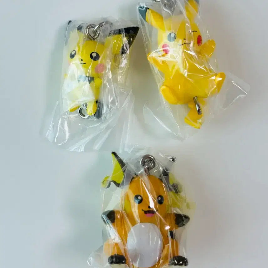 [BUNJANG] Pokemon Pichu, Pikachu, Raichu Gacha Strap Set / 포켓몬스터 포켓몬 피츄 피카츄 라이츄 대롱 가챠 14탄 고리