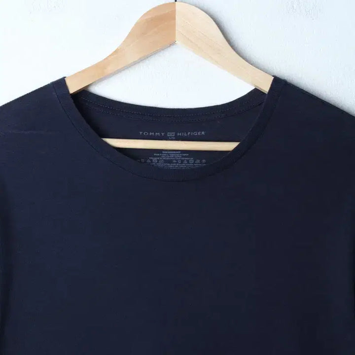 [BUNJANG] Tommy Hilfiger T-Shirt Navy / (L-XL) 타미힐피거 반팔 티셔츠 네이비 무지 기본-75A7