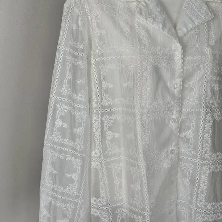 [BUNJANG] Ourhope Lace Shirt / (한번착용) 아워호프 레이스 셔츠 / 정가139,000원