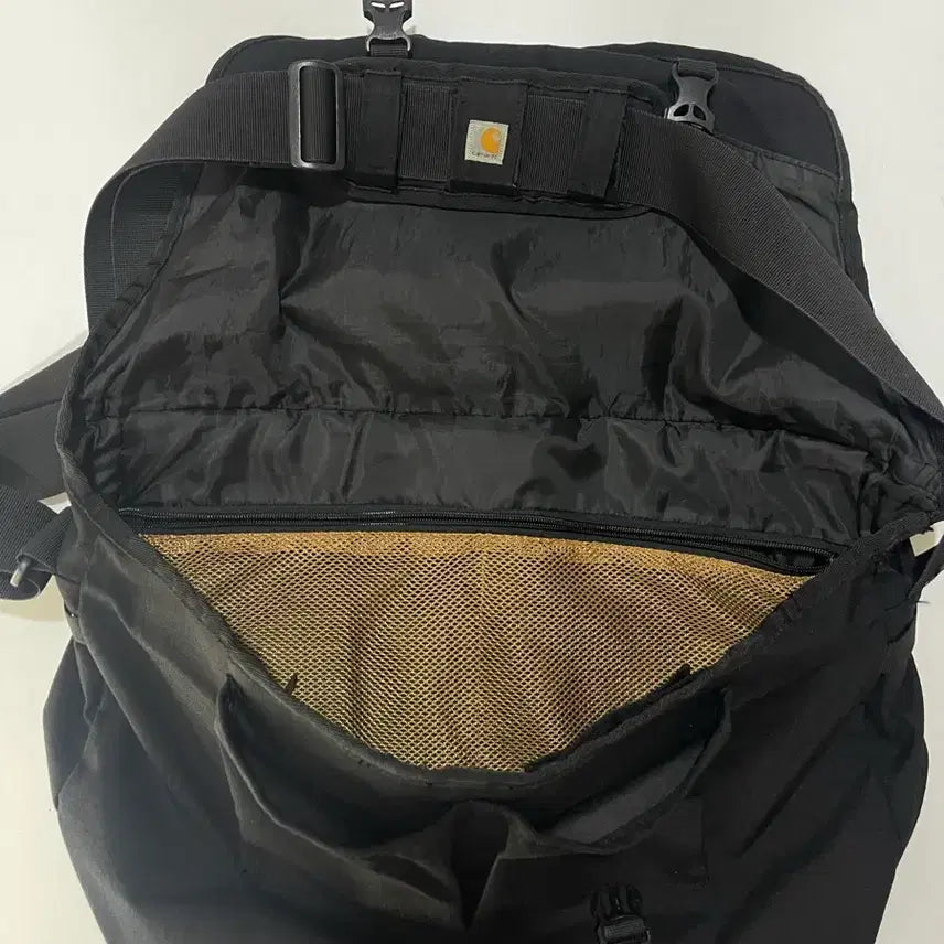 [BUNJANG] Carhartt Cargo Messenger Bag Black / 칼하트 카고 메신저백 블랙