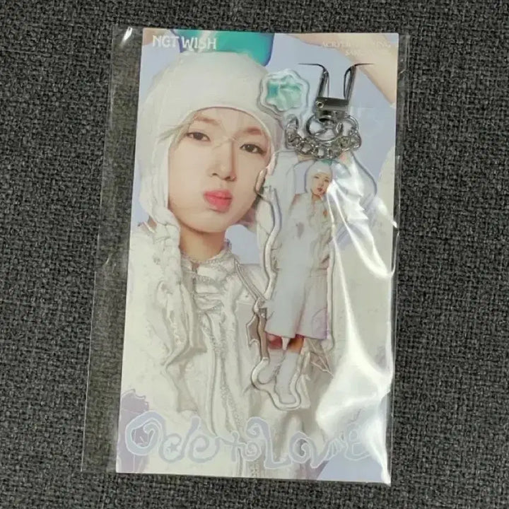 [BUNJANG] Sakuya Sealed Acrylic Keyring Pop-up MD / 미개봉 사쿠야 아크릴 키링 팝업md