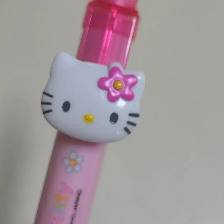 [BUNJANG] Classic Kitty Kaohana Light Flashlight / 고전키티 카오하나 라이트 손전등