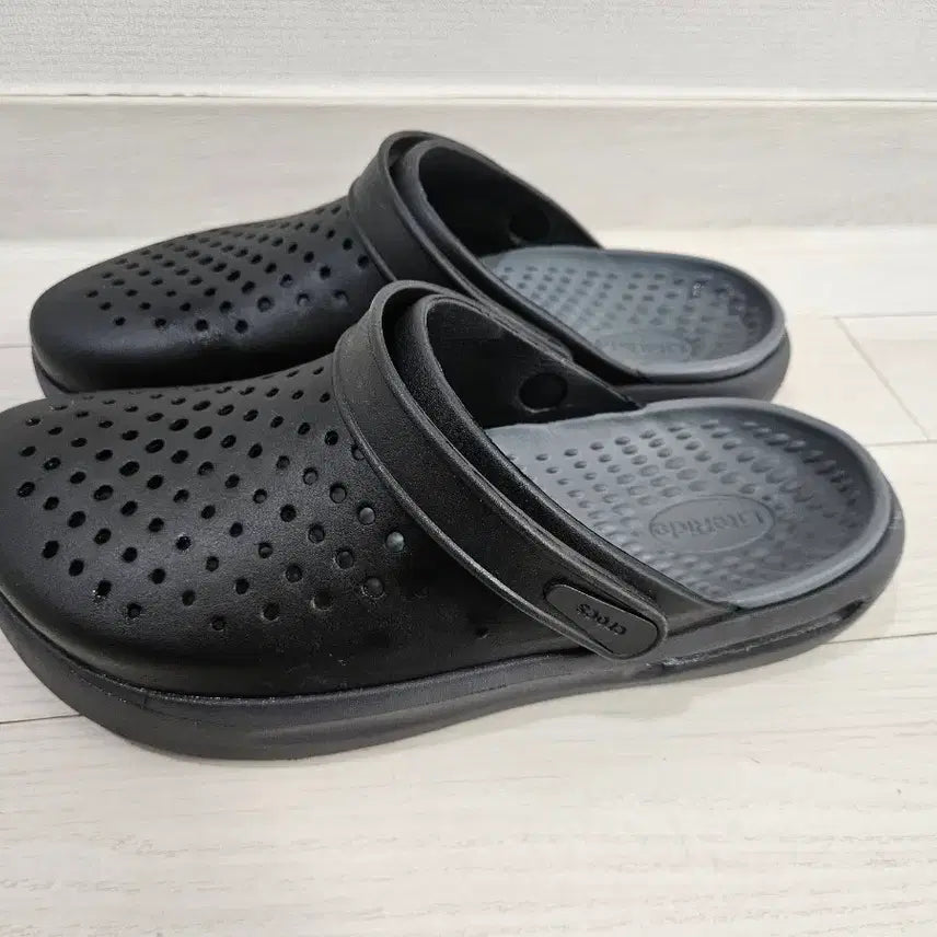 [BUNJANG] Crocs Literide Inmotion Clog Sandals Black 275 / 크록스 라이트라이드 인모션 클로그 샌들 슬리퍼 아쿠아슈즈 블랙 270