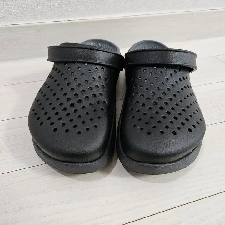 [BUNJANG] Crocs Literide Inmotion Clog Sandals Black 275 / 크록스 라이트라이드 인모션 클로그 샌들 슬리퍼 아쿠아슈즈 블랙 270
