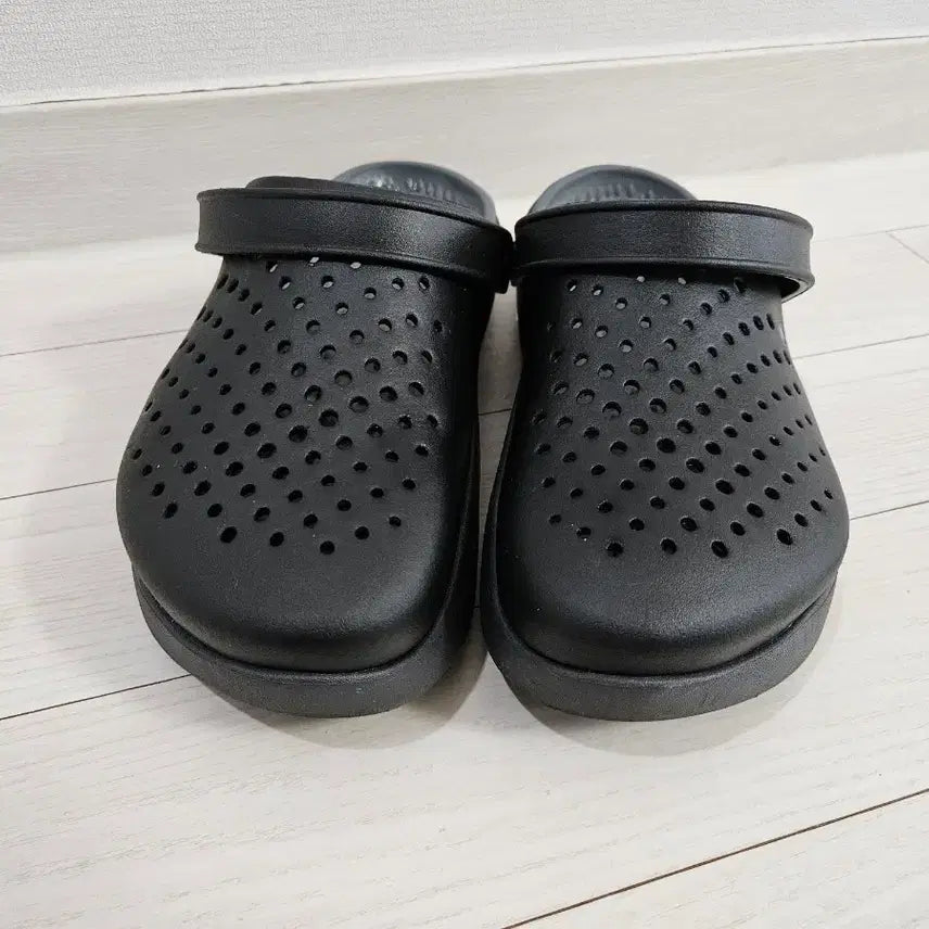 [BUNJANG] Crocs Literide Inmotion Clog Sandals Black 275 / 크록스 라이트라이드 인모션 클로그 샌들 슬리퍼 아쿠아슈즈 블랙 270