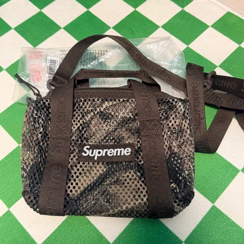 [BUNJANG] Supreme 25SS Mesh Mini Duffle Bag True Timber Kanati Camo / (1회착용) 슈프림 메쉬 미니 더플백 트루팀버 카나티 카모 - 25SS